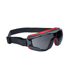 3M GoggleGear 500 Series, Pack of 1, Gray Scotchgard Anti-Fog Lens, Polycarbonate, Red/Black