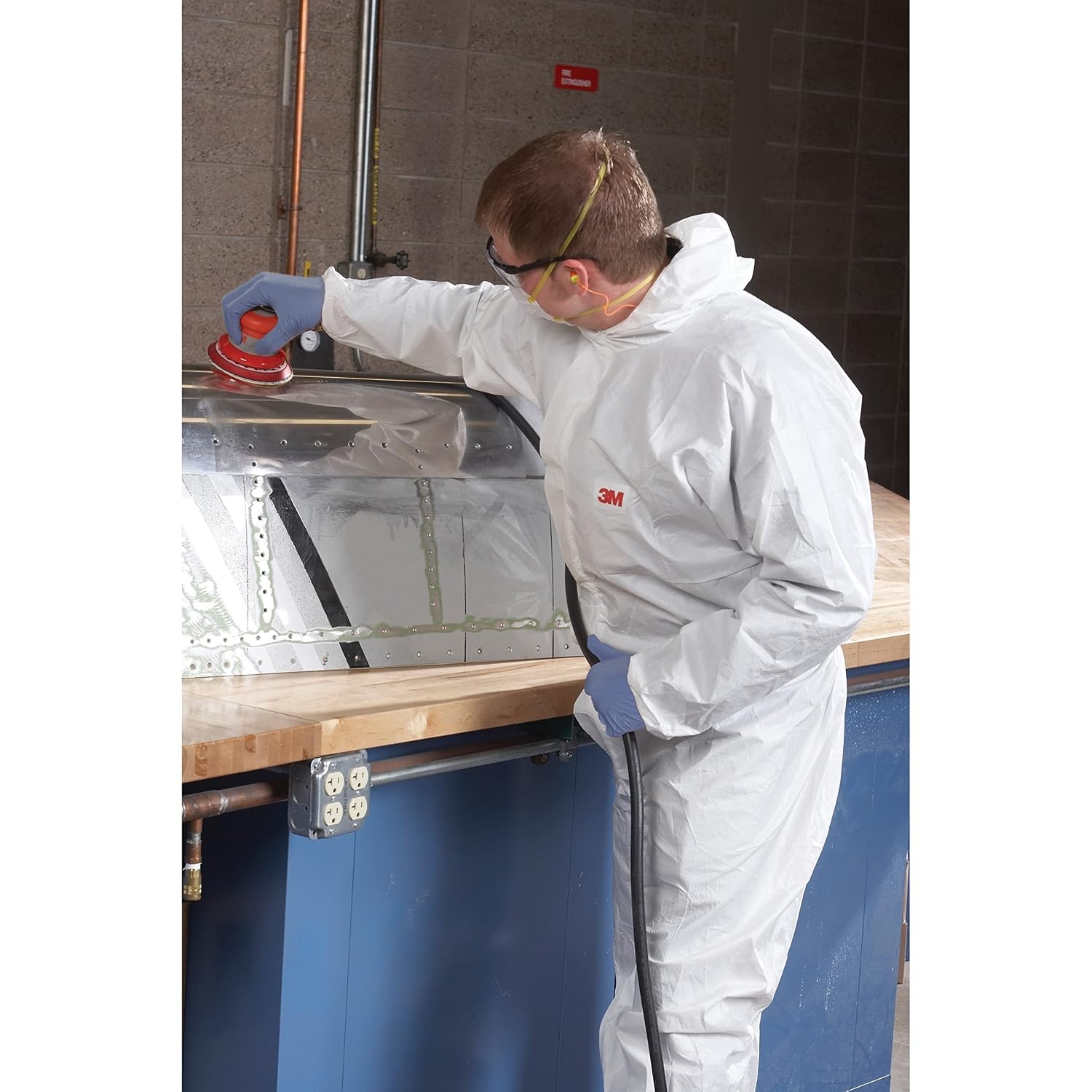 image:image3M 4510 Disposable Microporous Laminate Coverall Elastic Cuff White Medium Case of 25White